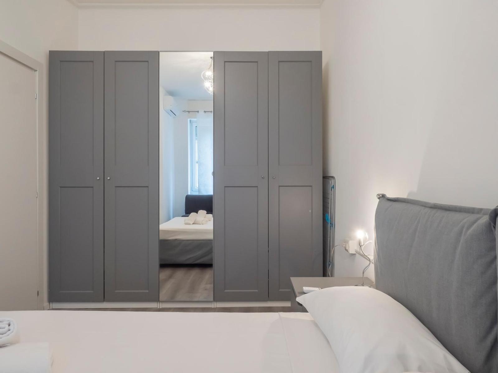 I Host Apartment - Melloni 34 Milan Luaran gambar